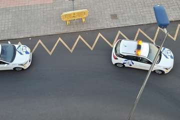 Tres carrozas anuncian por las calles de Telde el inicio del Carnaval/TA y Jesús Ruiz Mesa.